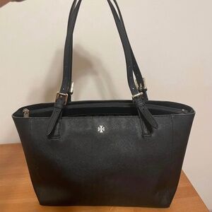 Tory Burch Robinson Tote